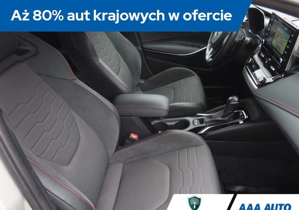 Toyota Corolla cena 107001 przebieg: 21412, rok produkcji 2021 z Miastko małe 301
